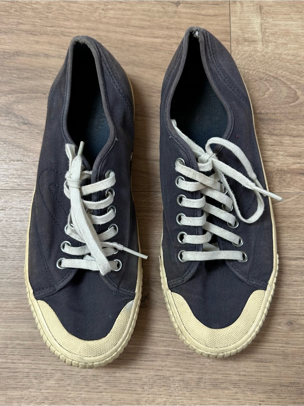 TRETORN - WOMEN’S SNEAKERS - SIZE 8